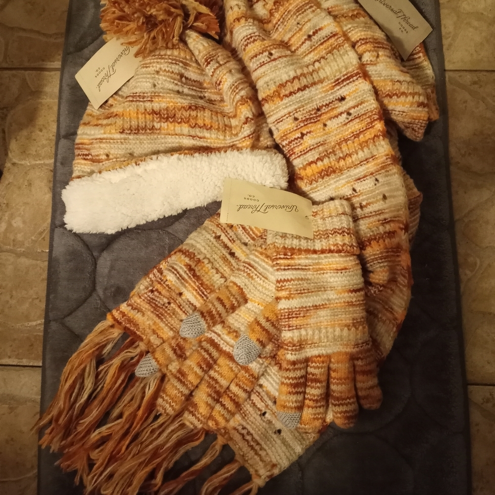 Scarf, hat, and gloves set
